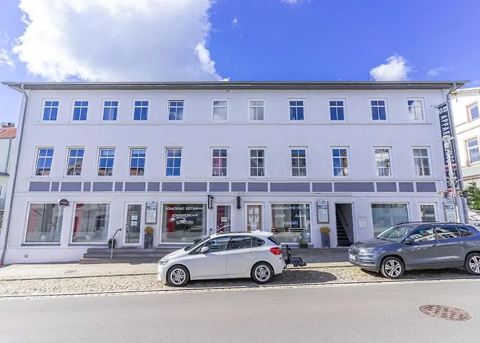 - 3 Im Appartementhaus Hafenriff * Sassnitz
